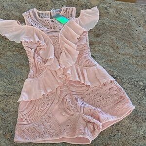 Allyson collection lace romper brand new size small